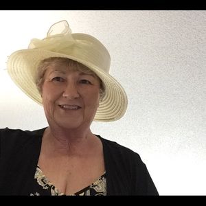 Meet your Posher, Annie